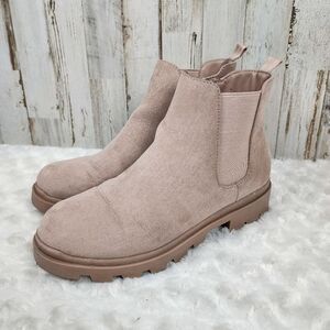 Steve Madden Suede Chelsea Booties Blush Pink Size 5